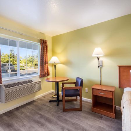 Americas Best Value Inn Santa Rosa Buitenkant foto
