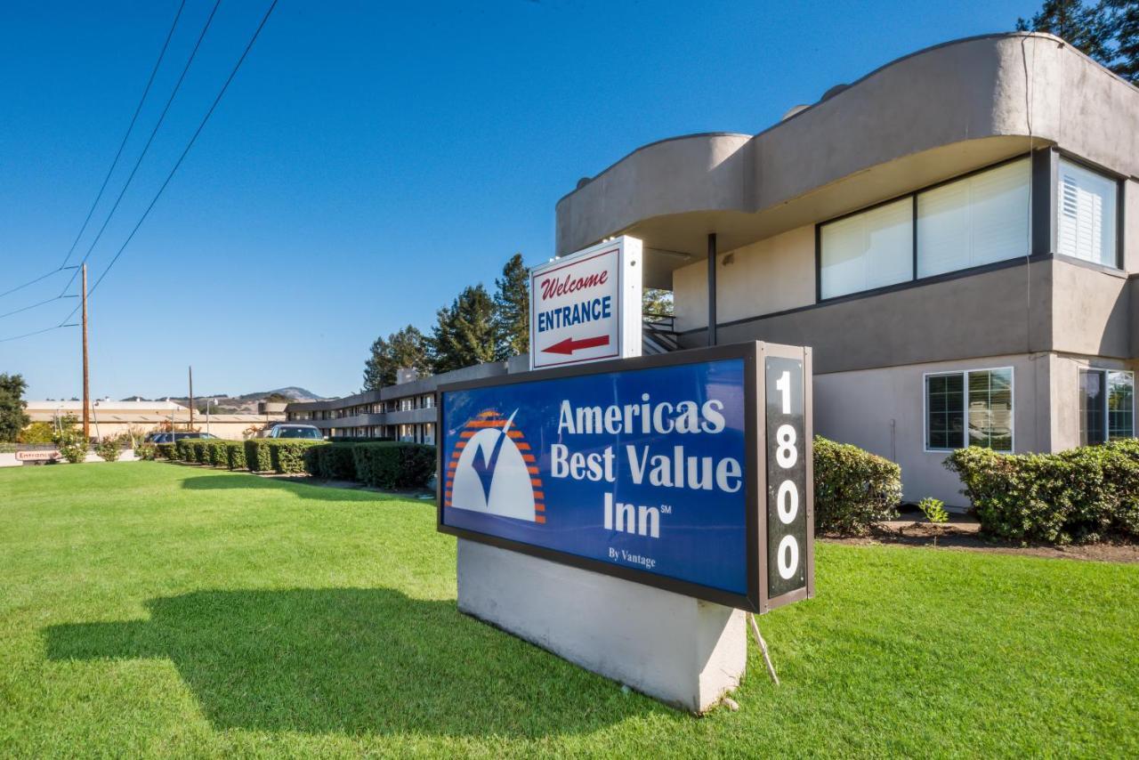 Americas Best Value Inn Santa Rosa Buitenkant foto