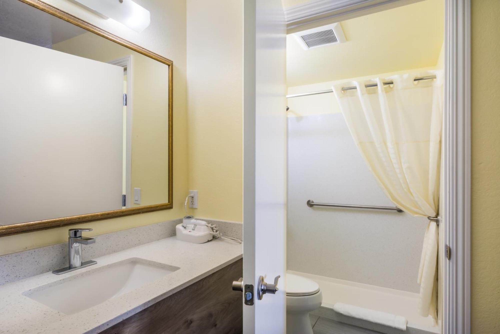 Americas Best Value Inn Santa Rosa Buitenkant foto