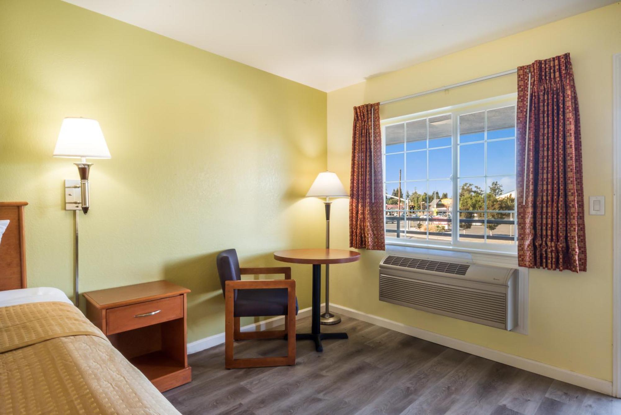 Americas Best Value Inn Santa Rosa Buitenkant foto