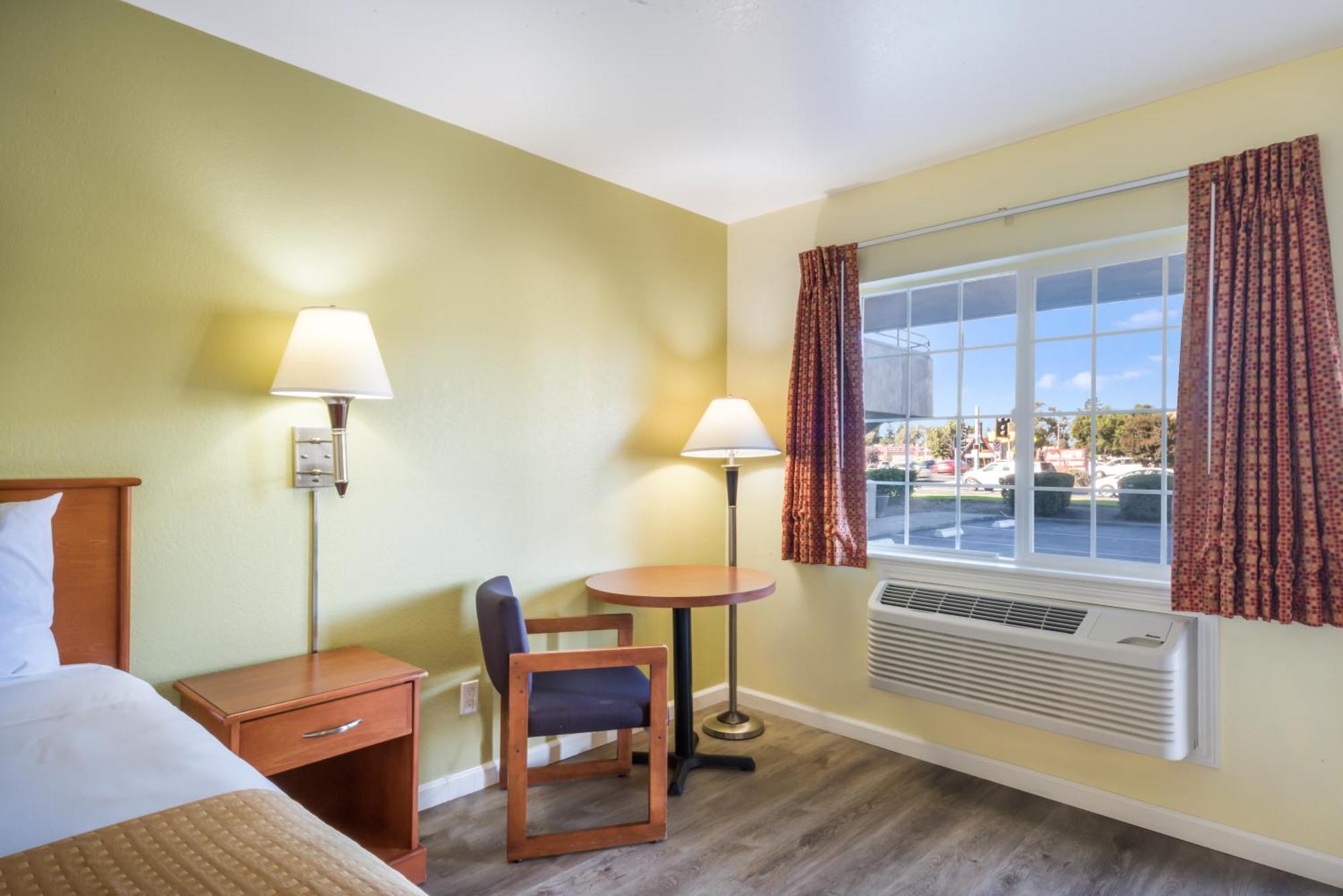 Americas Best Value Inn Santa Rosa Buitenkant foto