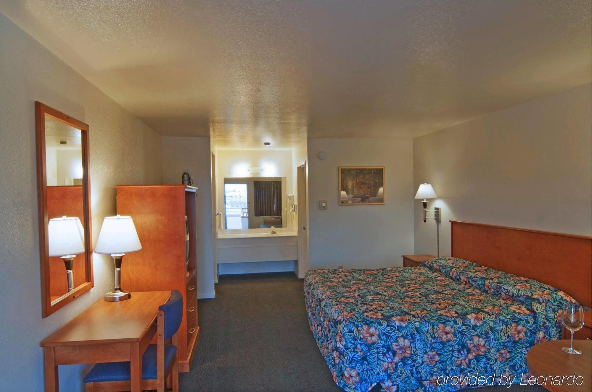 Americas Best Value Inn Santa Rosa Buitenkant foto