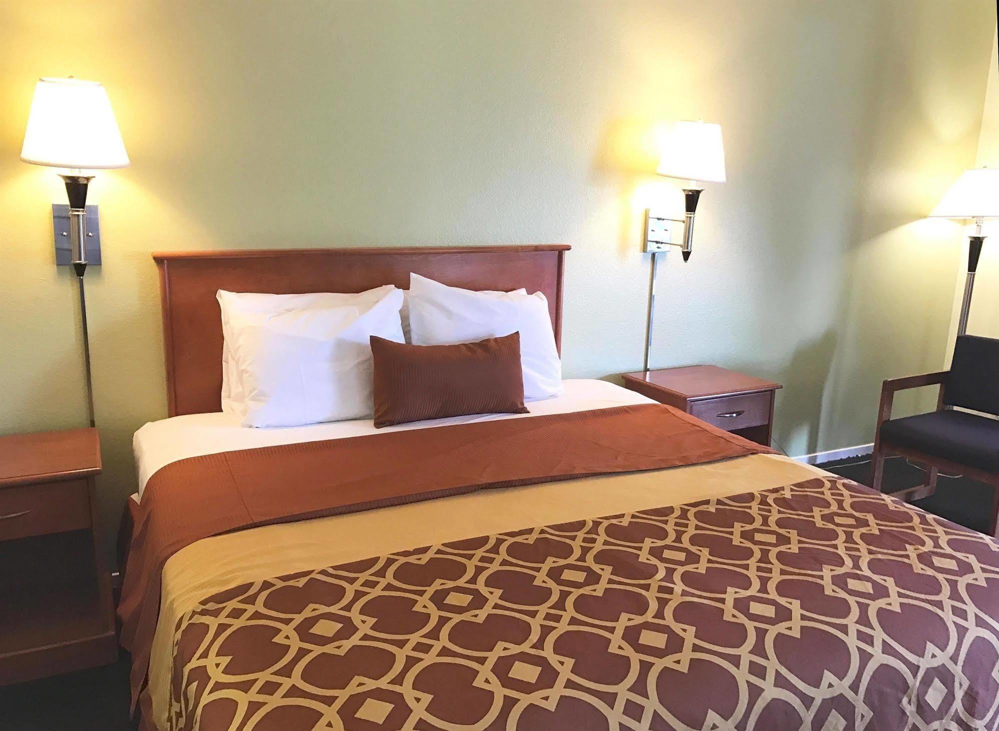 Americas Best Value Inn Santa Rosa Buitenkant foto