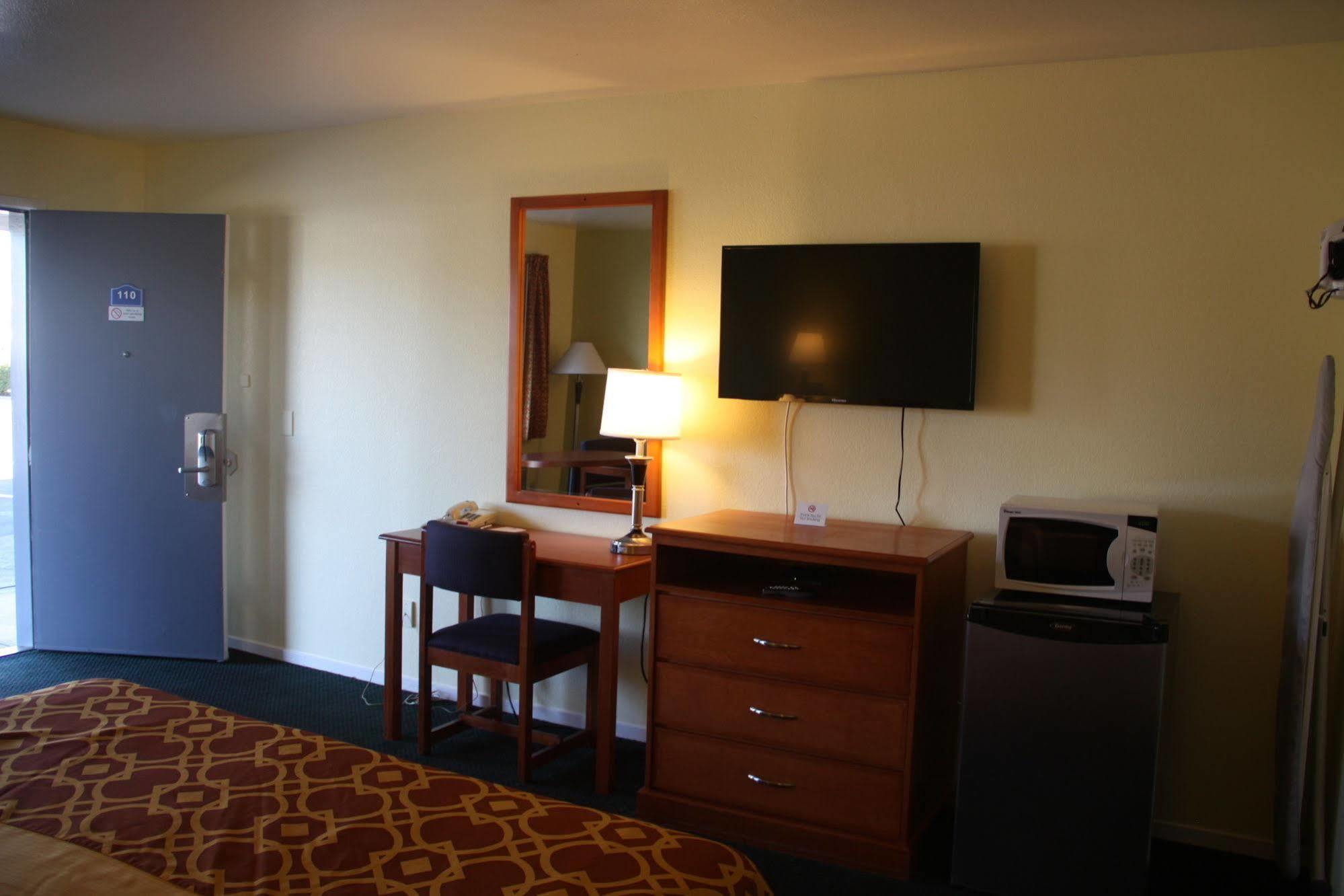 Americas Best Value Inn Santa Rosa Buitenkant foto